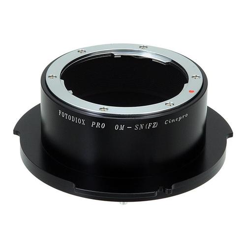 Pro 렌즈 장착 어댑터 - Olympus Zuiko (OM) 35mm SLR 렌즈 - 소니 CineAlta FZ 장착 카메라 본체